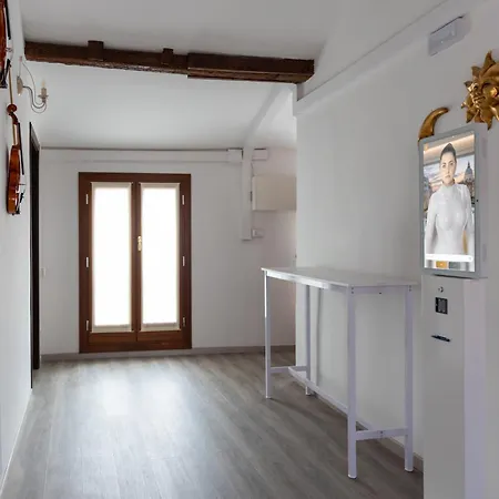 Dalet Ai Experience - 400m Piazza San Marco - Adults Only מלון ונציה