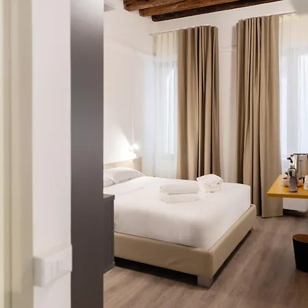 Hotel Dalet Ai Experience - No Reception - 400m San Marco - Adults Only *